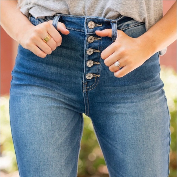 KanCan High Waisted Button Fly Flare Medium Wash Jeans Petite BNWT - Picture 4 of 8